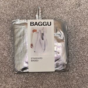 NEW Baggu Metallic Silver Tote